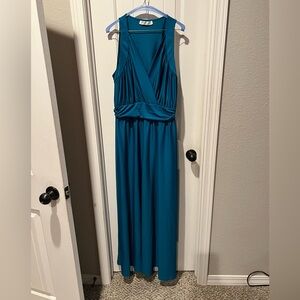 Elegant Teal blue vneck Sleeveless evening formal or bridesmaid Dress sz XL